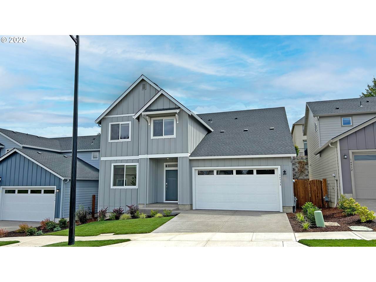 14924 165TH Ave - Photo 1