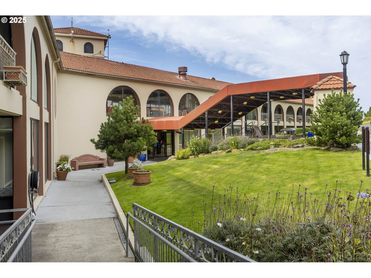 4009 Highway 101 - Photo 1