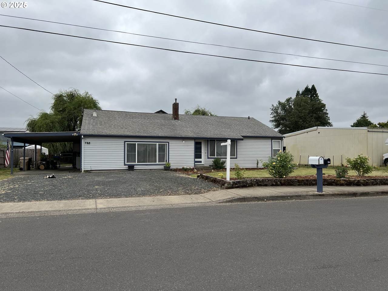 750 Lasalle St - Photo 1