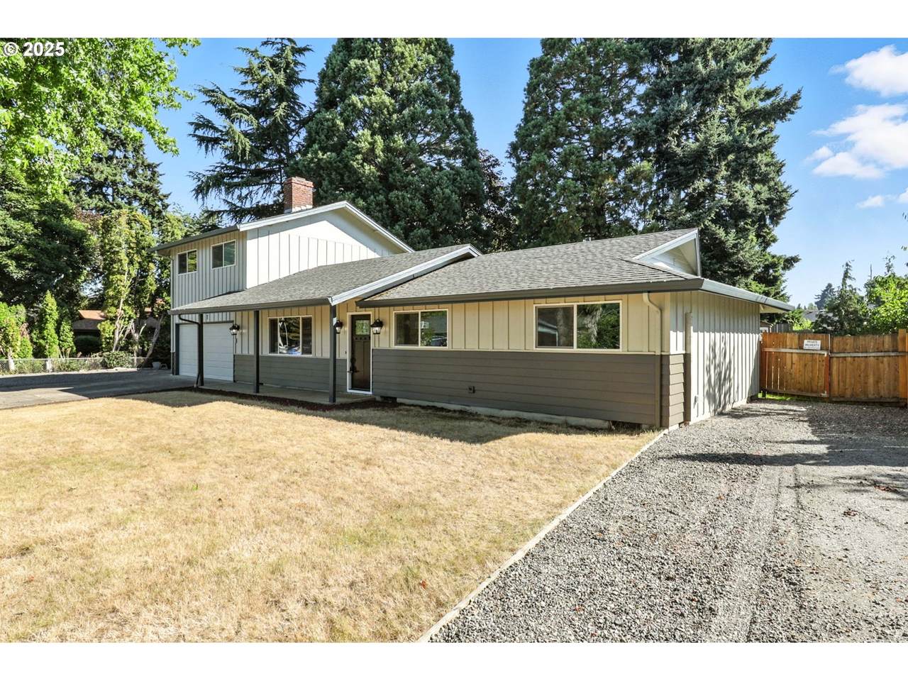 4109 106TH Ave - Photo 1