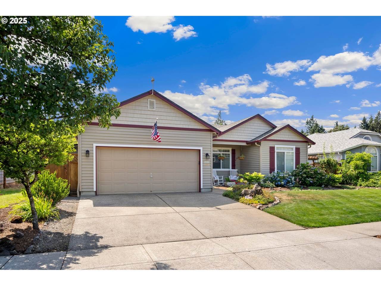 1801 Falcon Dr - Photo 1