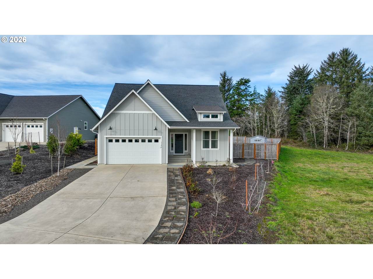 1190 Bugle Ave - Photo 1