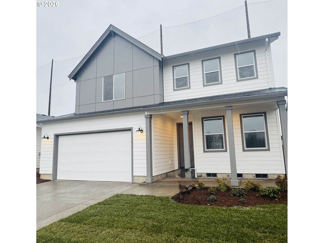 708 Magnolia Ave - Photo 1