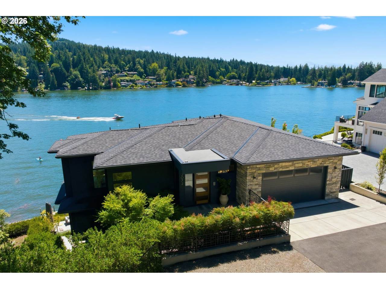 3072 Lakeview Blvd - Photo 1