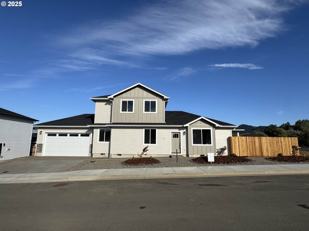 126 Coles Valley St - Photo 1