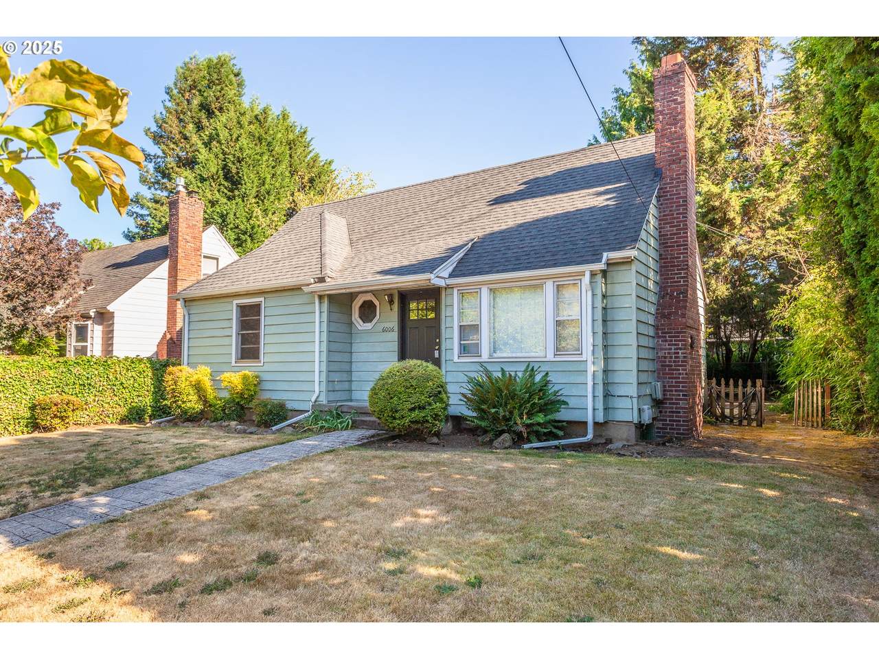 6006 Davis St - Photo 1