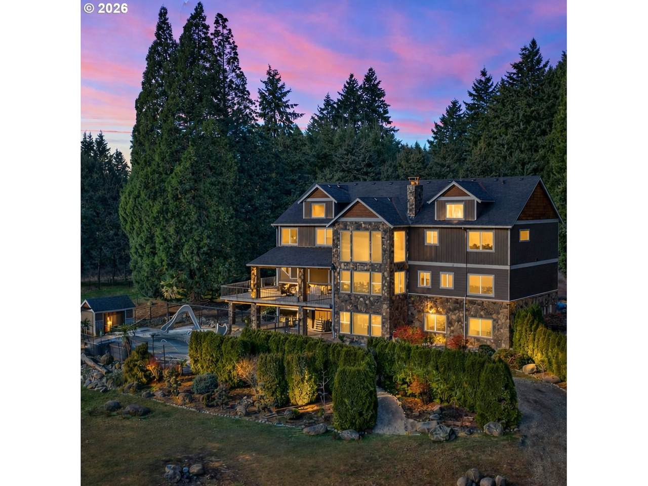 https://bt-photos.global.ssl.fastly.net/portland/1280_boomver_2_689011241-2.jpg