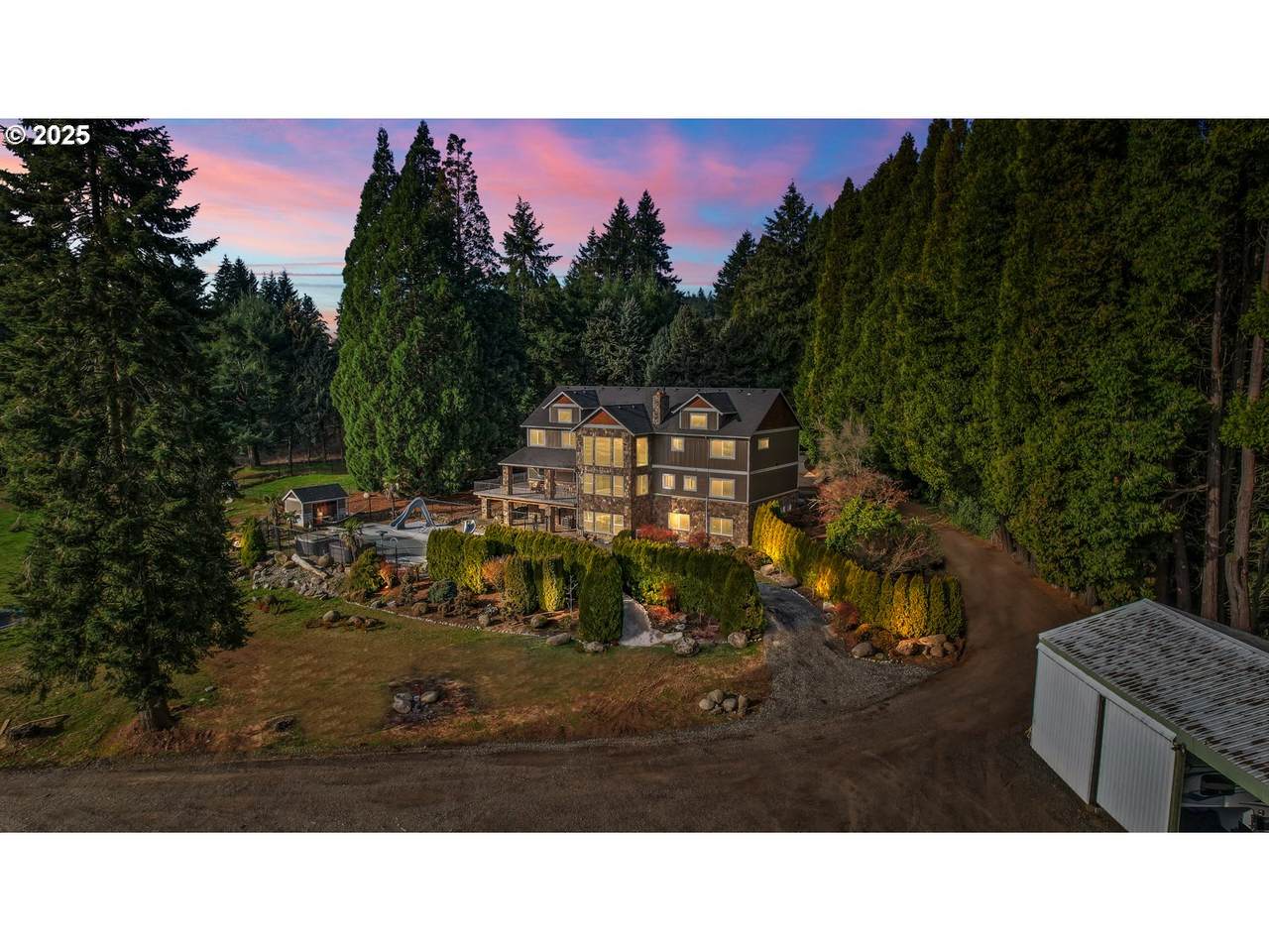 https://bt-photos.global.ssl.fastly.net/portland/1280_boomver_2_689011241-2.jpg