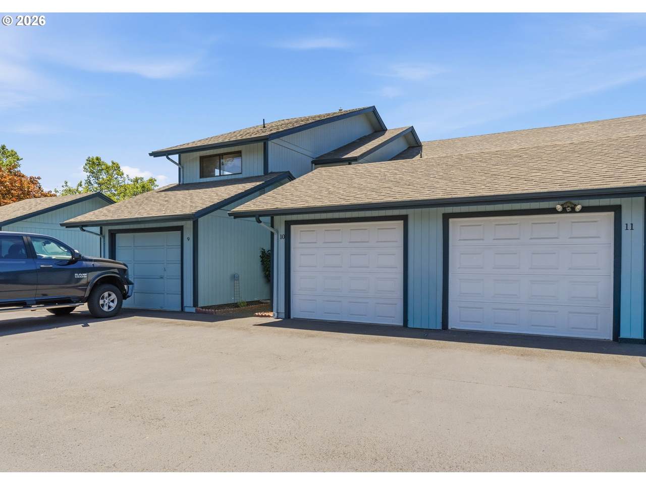 3335 Jackson St - Photo 1