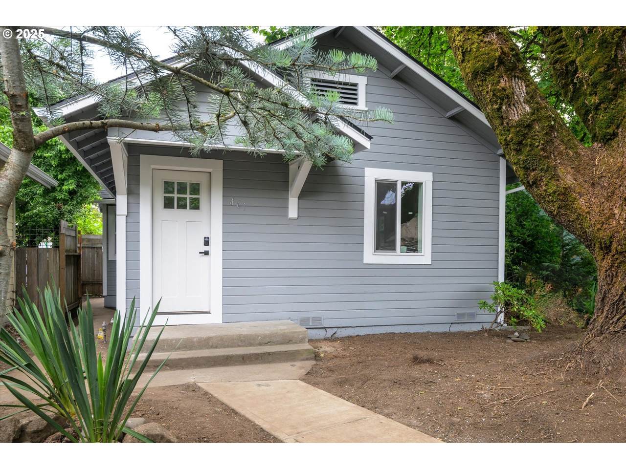 461 Blair Blvd - Photo 1