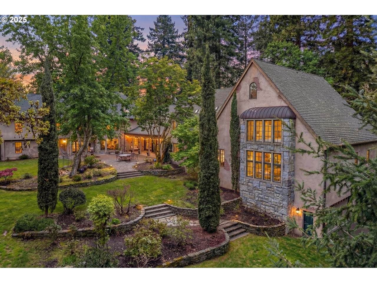 1500 Waverly Dr - Photo 1