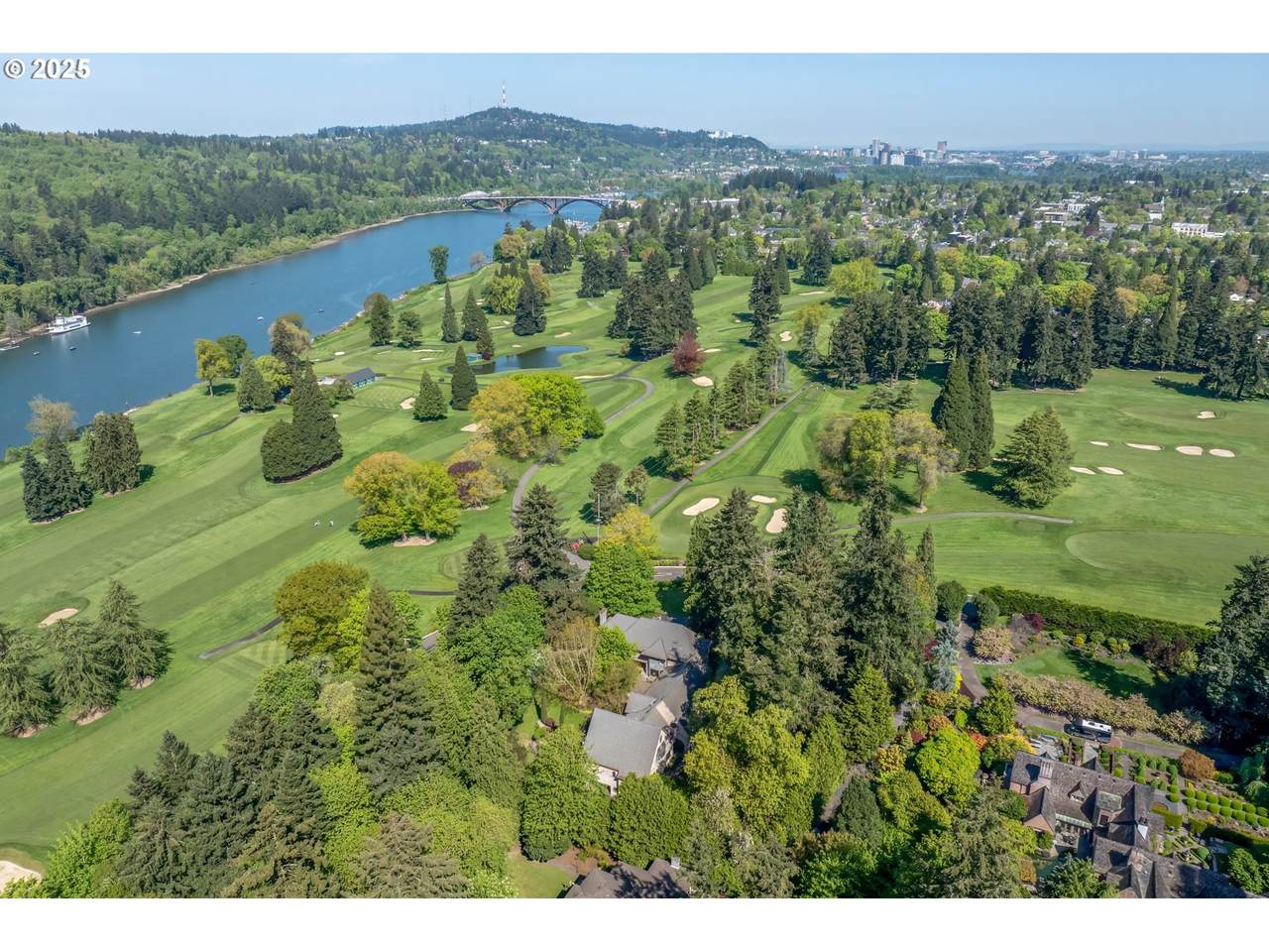 https://bt-photos.global.ssl.fastly.net/portland/1280_boomver_2_694811685-2.jpg