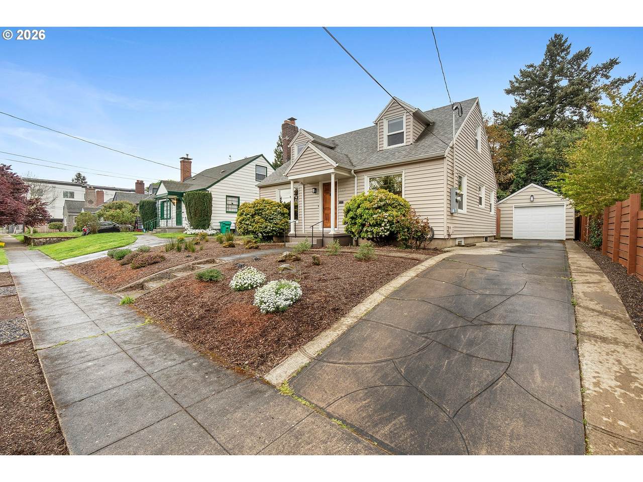 6405 Montana Ave - Photo 1
