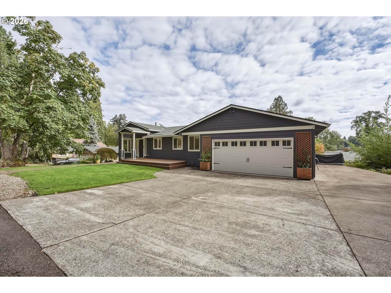 https://bt-photos.global.ssl.fastly.net/portland/1280_boomver_2_710981123-2.jpg