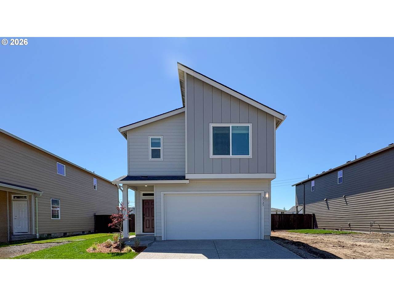 2325 Ash St - Photo 1