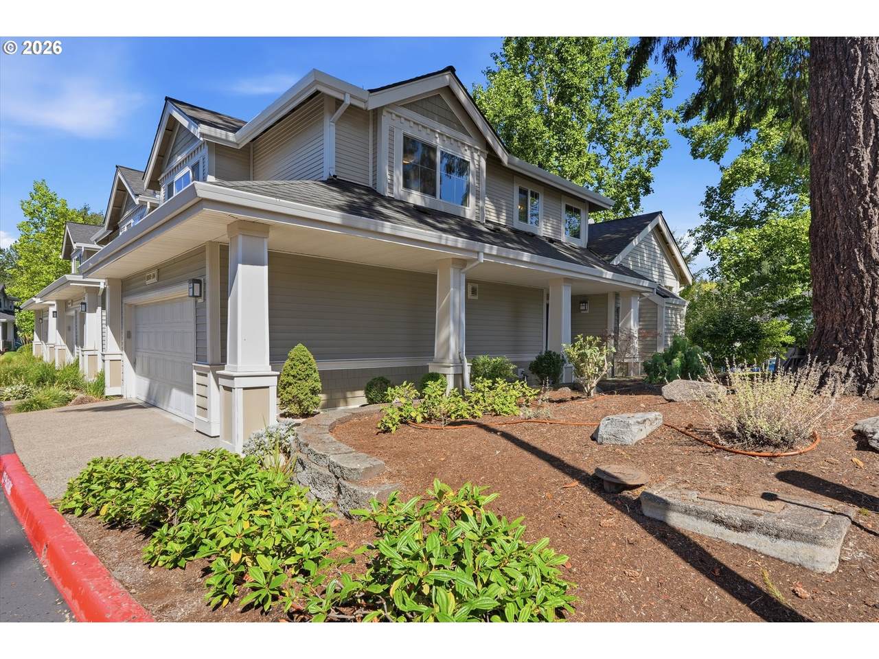 https://bt-photos.global.ssl.fastly.net/portland/1280_boomver_2_726557695-2.jpg
