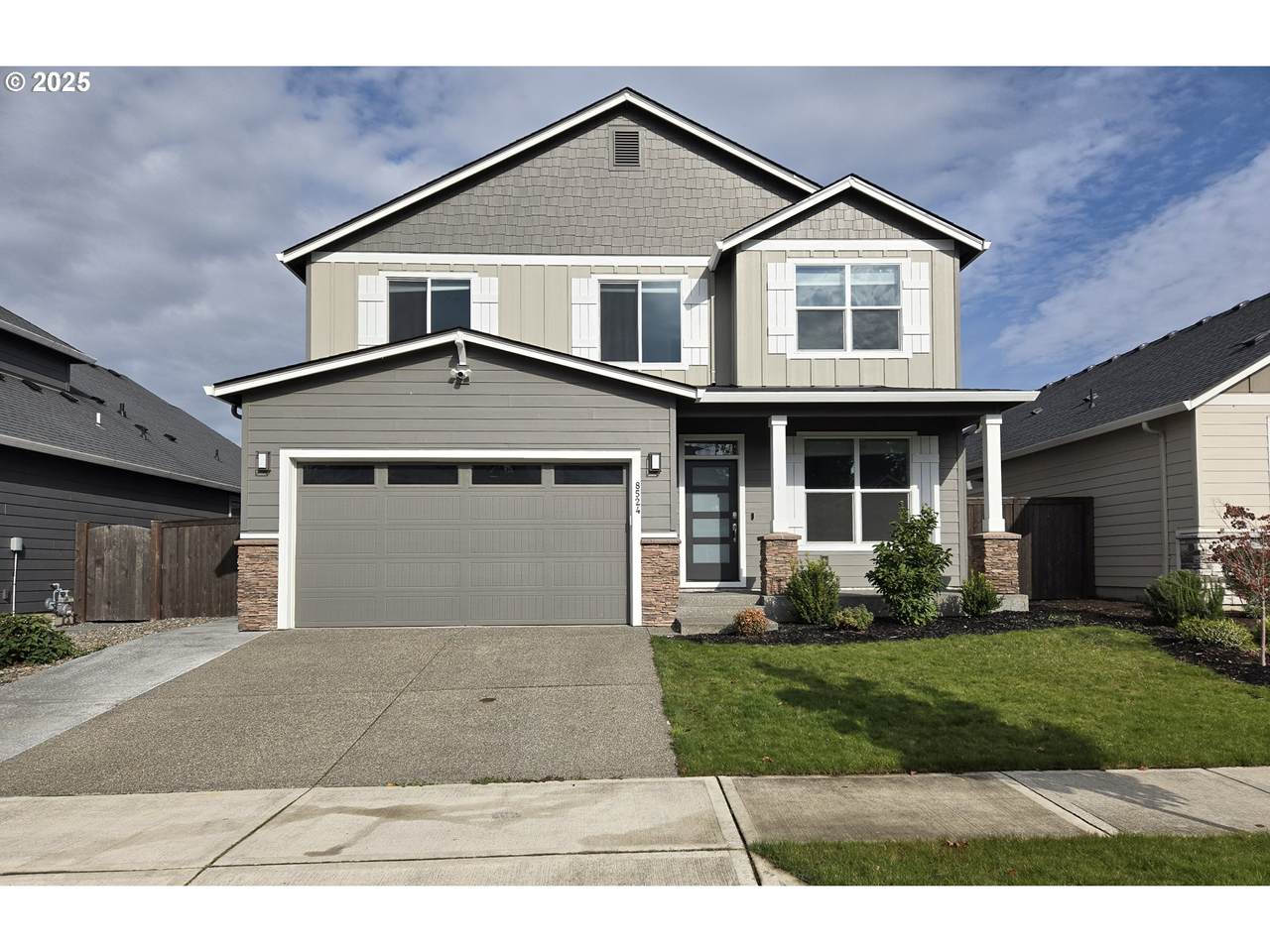 8524 1ST St - Photo 1