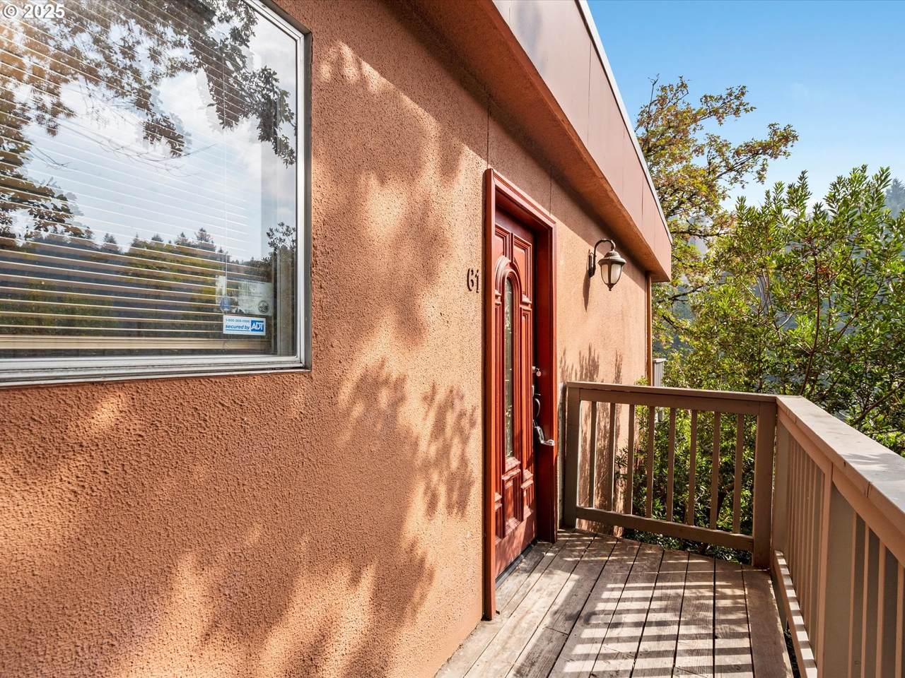 843 Broadway Dr - Photo 1