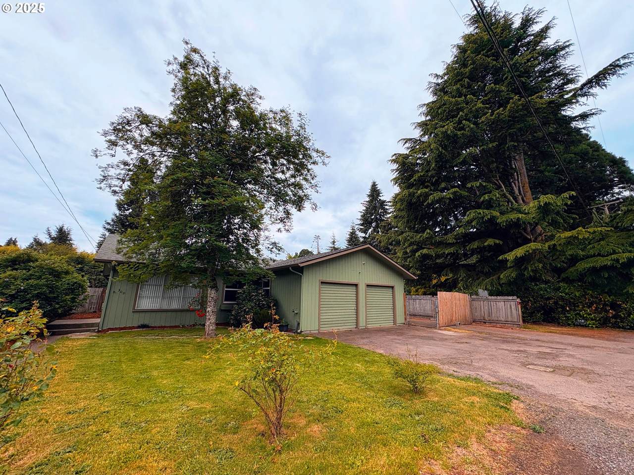 300 Federal Ln - Photo 1