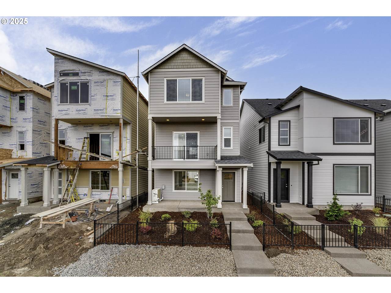 2123 Colby Ln - Photo 1