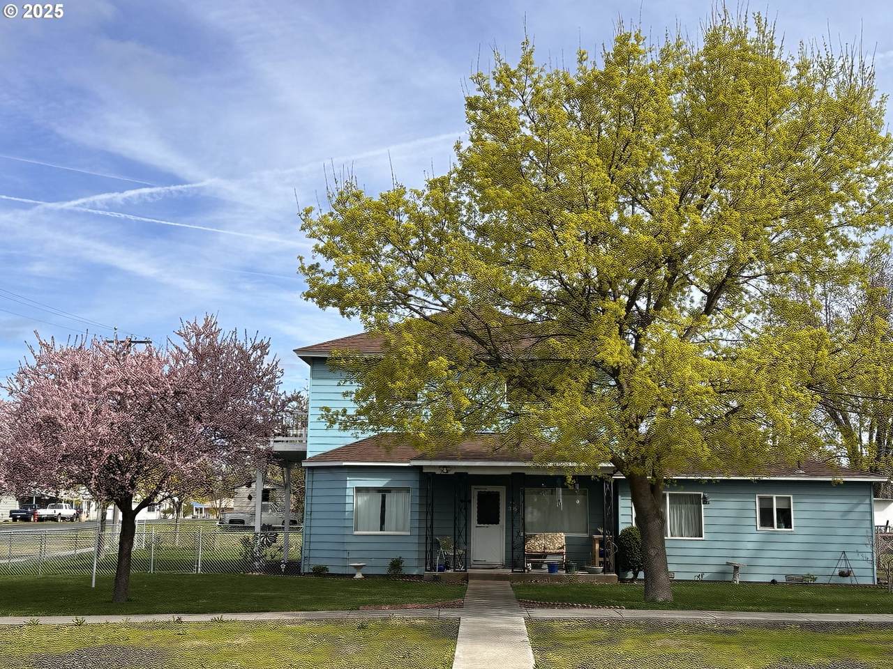 309 Van Buren St - Photo 1