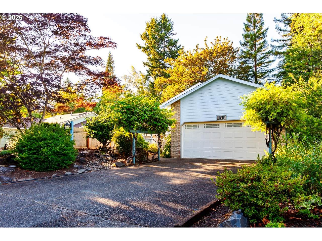 https://bt-photos.global.ssl.fastly.net/portland/1280_boomver_2_754443902-2.jpg