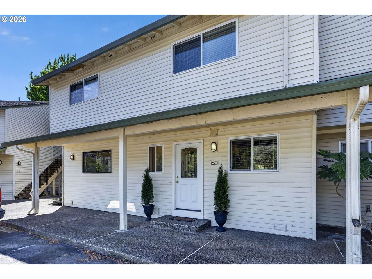 470 Hayden Island Dr - Photo 1