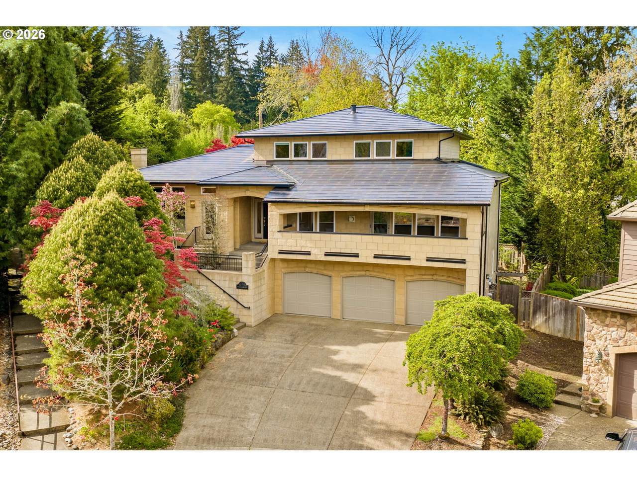 https://bt-photos.global.ssl.fastly.net/portland/1280_boomver_2_767741374-2.jpg