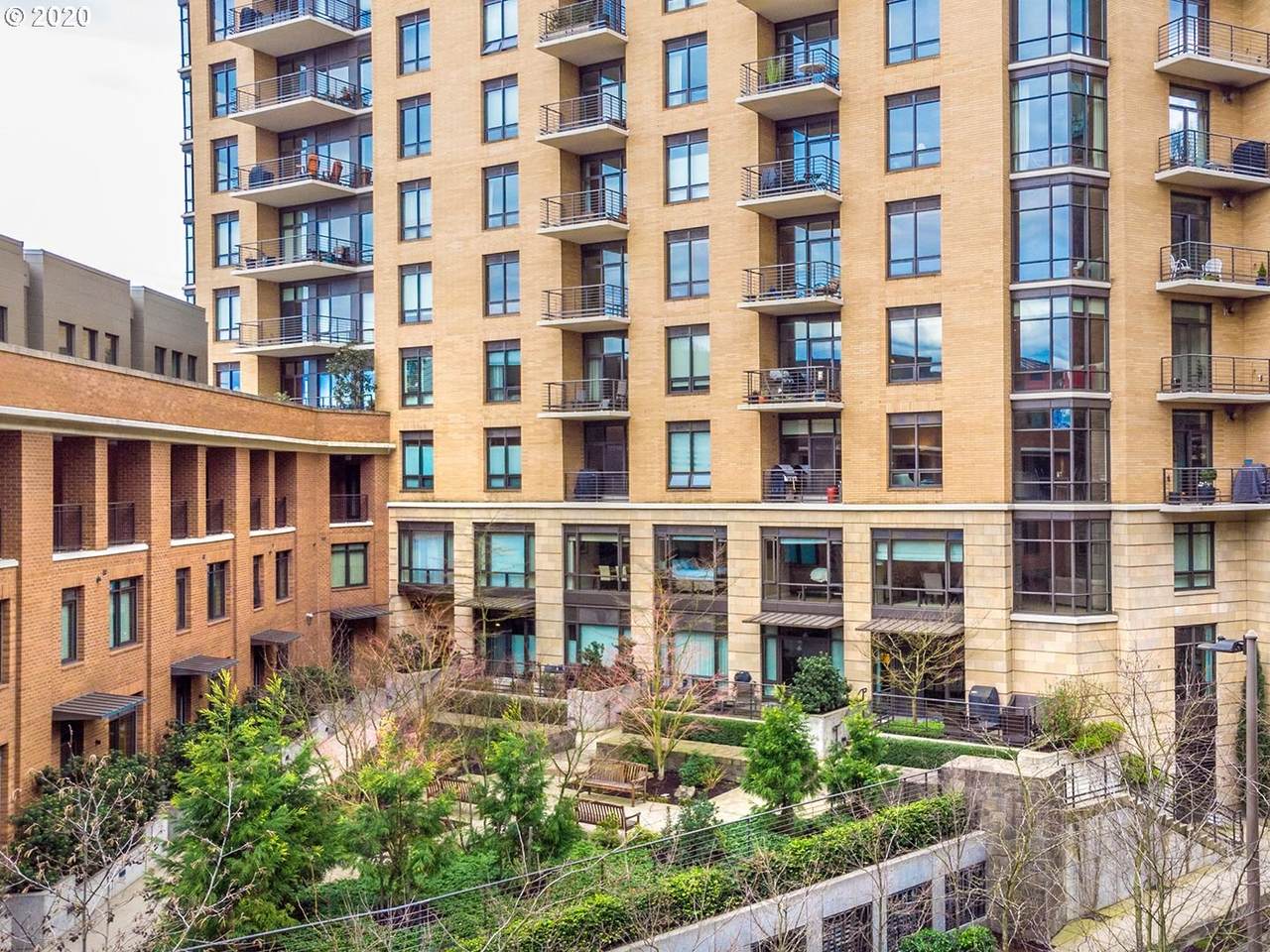 2351 Westover Rd - Photo 1