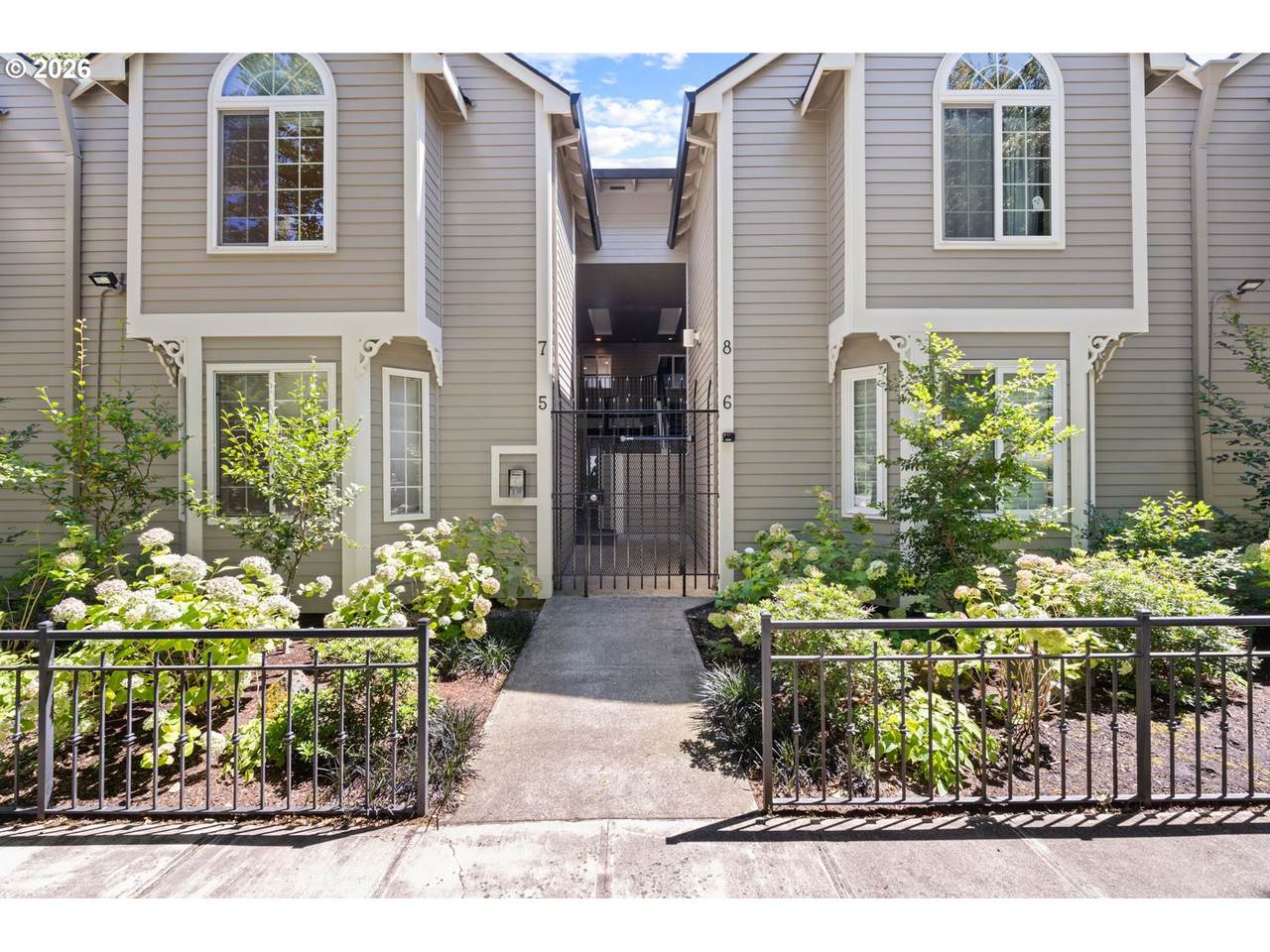 3812 Kelly Ave - Photo 1
