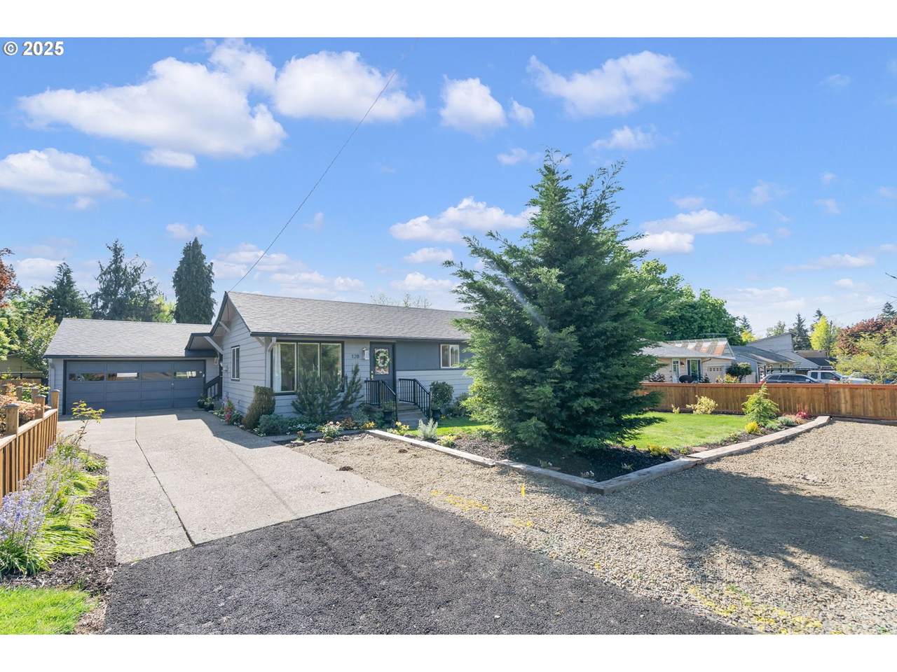 128 Canemah Rd - Photo 1