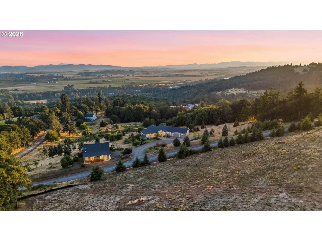 https://bt-photos.global.ssl.fastly.net/portland/1280_boomver_2_774960322-2.jpg