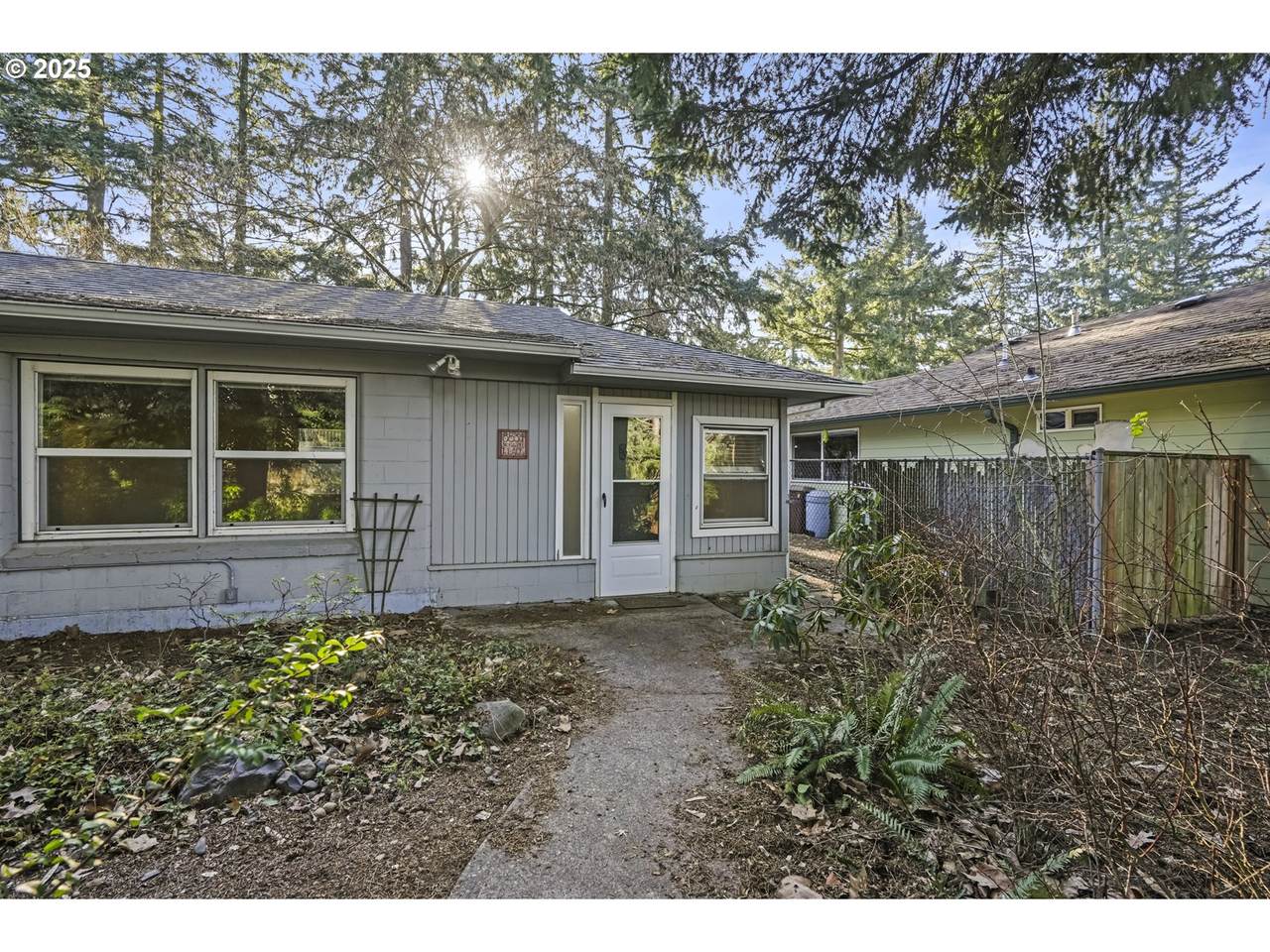 8834 Russell Pl - Photo 1