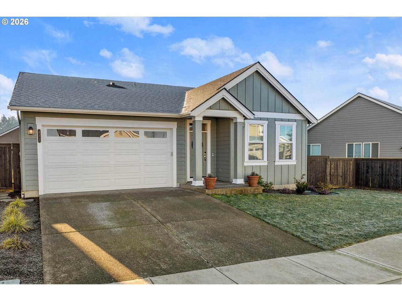 422 Greenway Dr - Photo 1