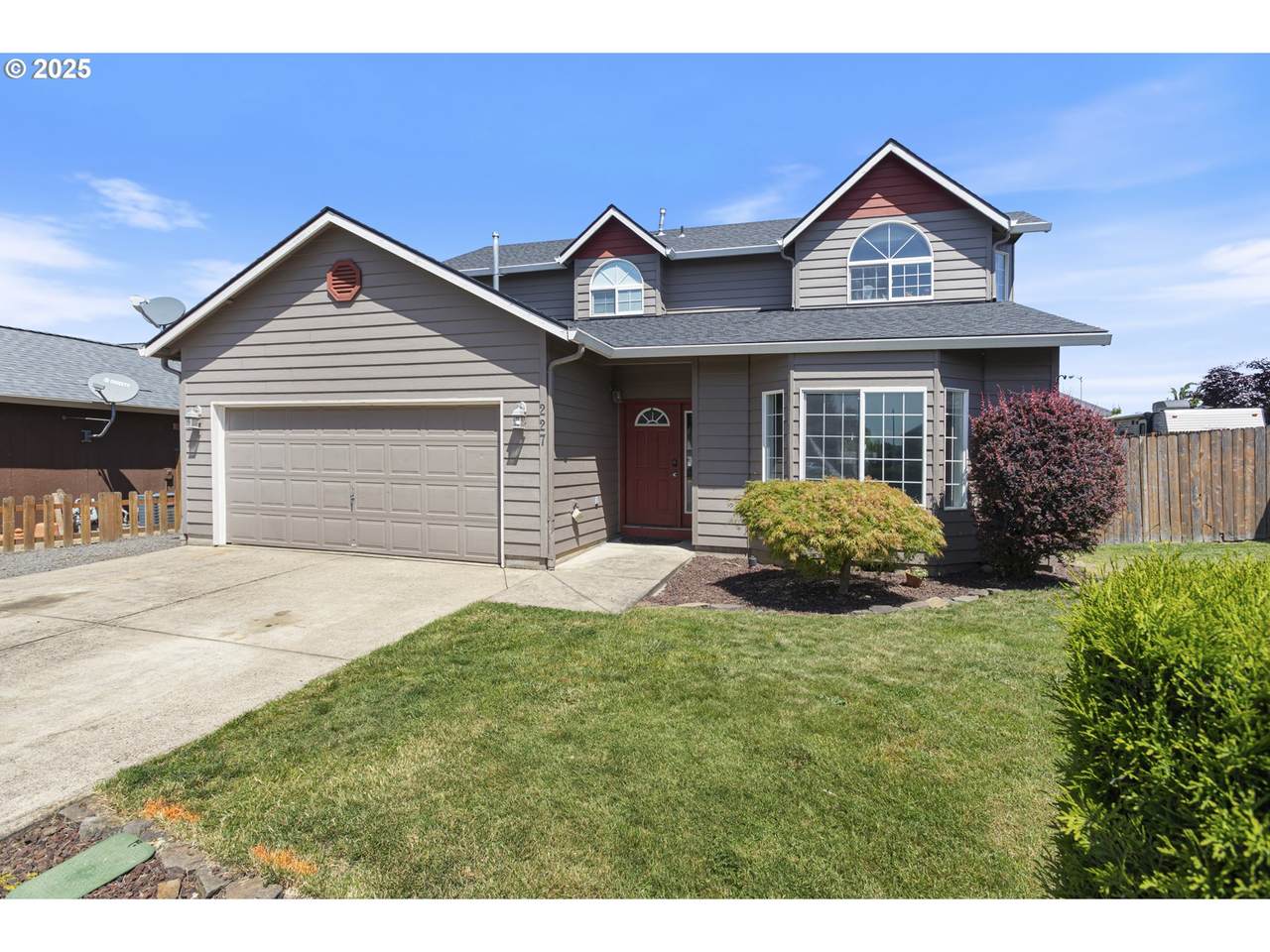 227 Hauser Ct - Photo 1