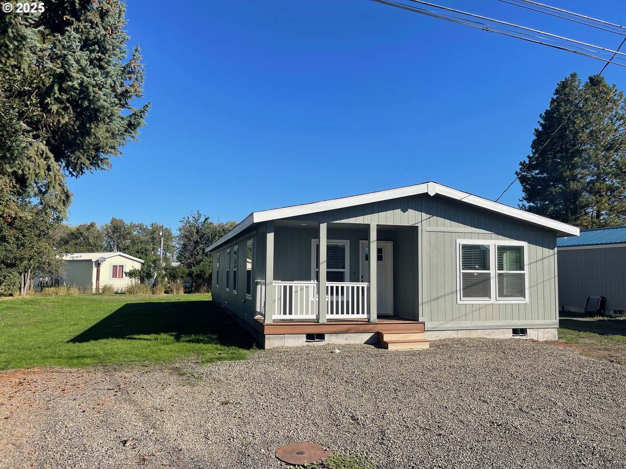 609 Mildred - Photo 1