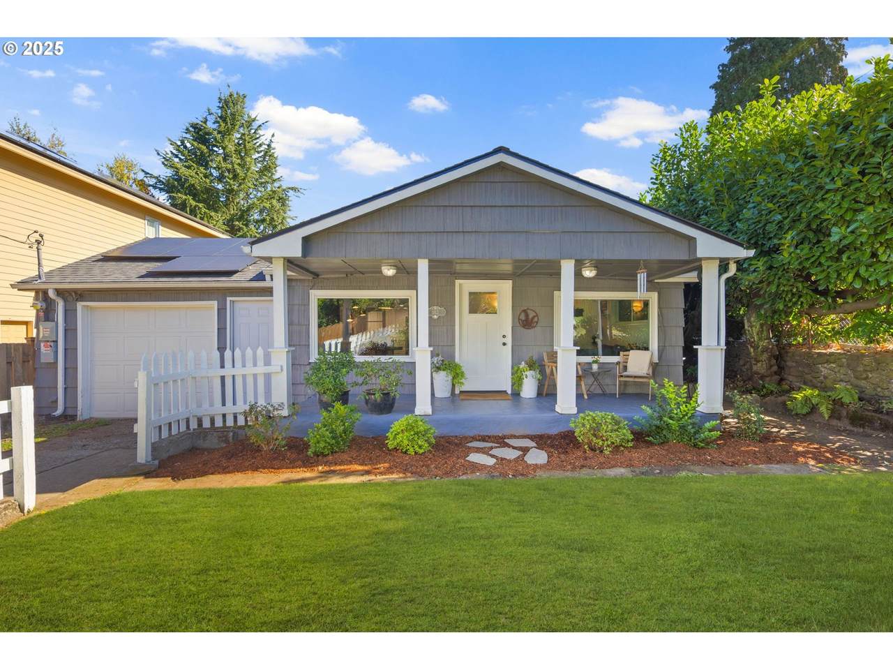 1112 160TH Ave - Photo 1