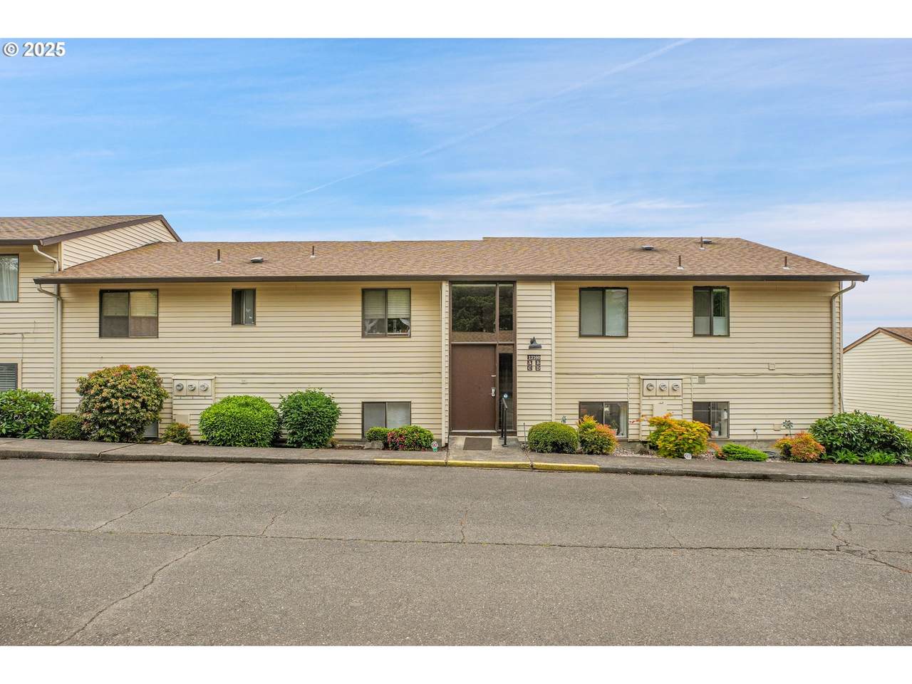 12160 Royal Ct - Photo 1