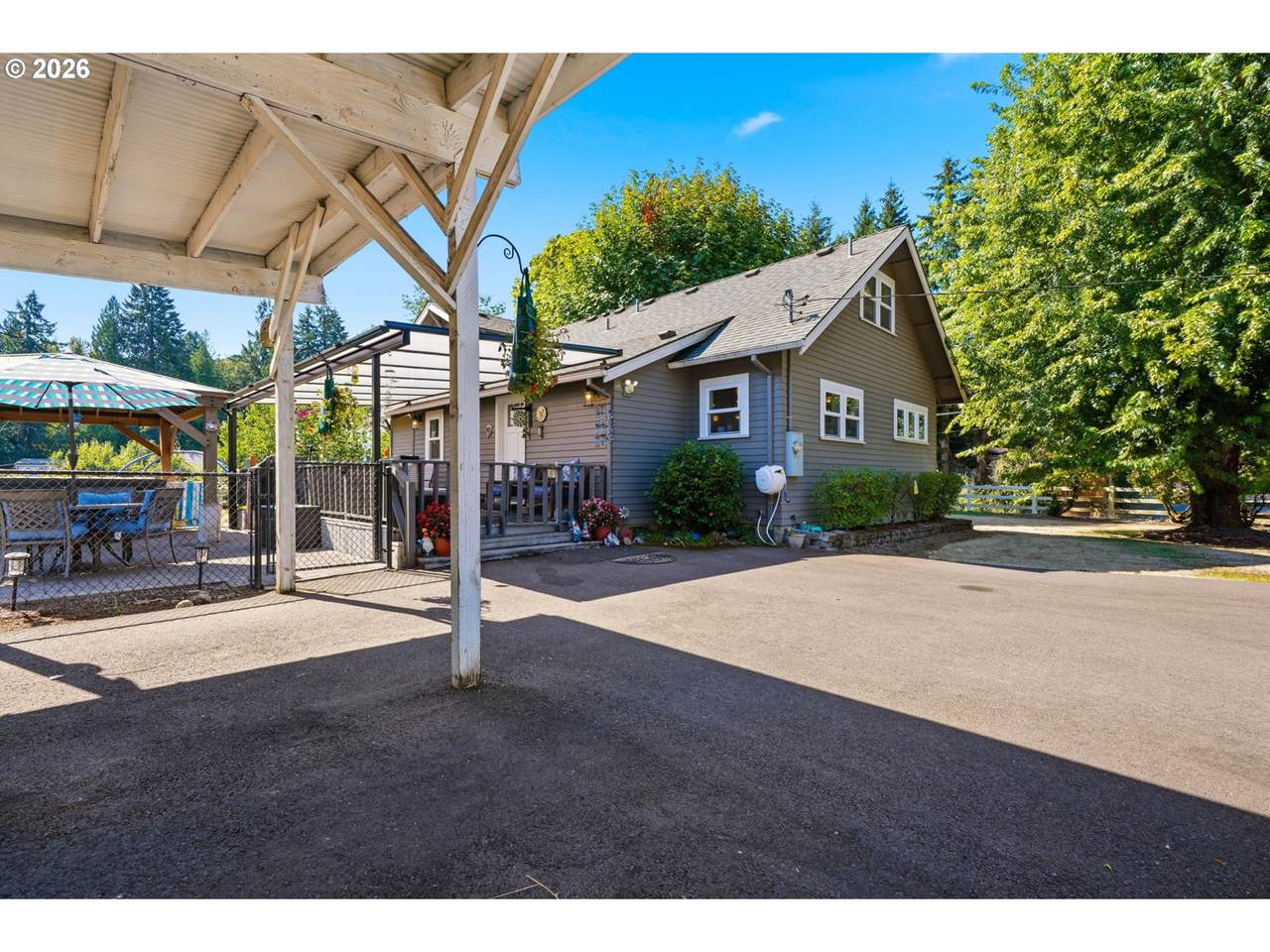 5330 River Rd - Photo 1
