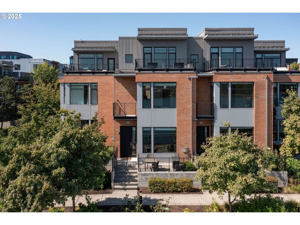 1658 Riverscape St - Photo 1