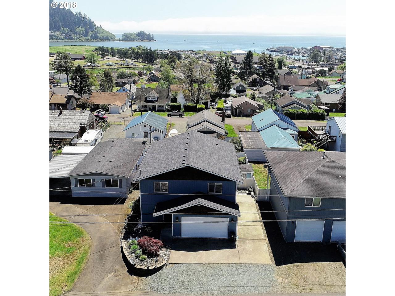 211 Driftwood Ave - Photo 1
