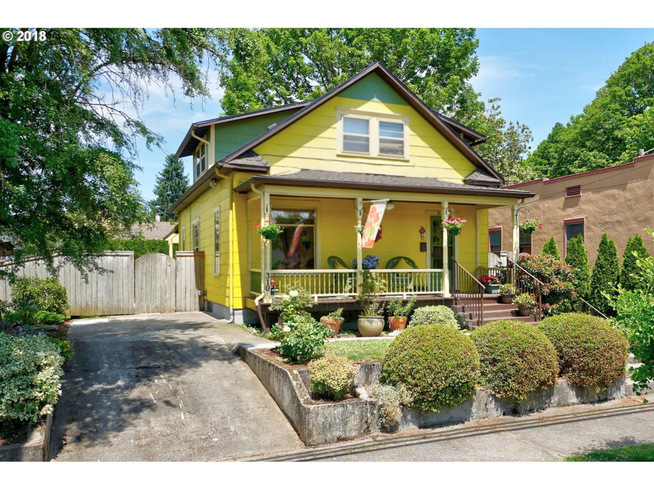 310 20TH St - Photo 1