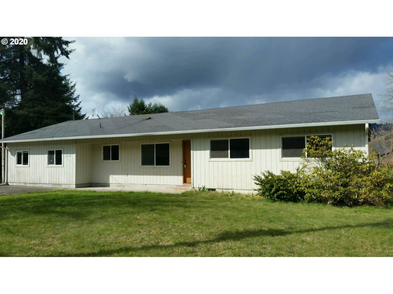 2418 Hayes Rd - Photo 1