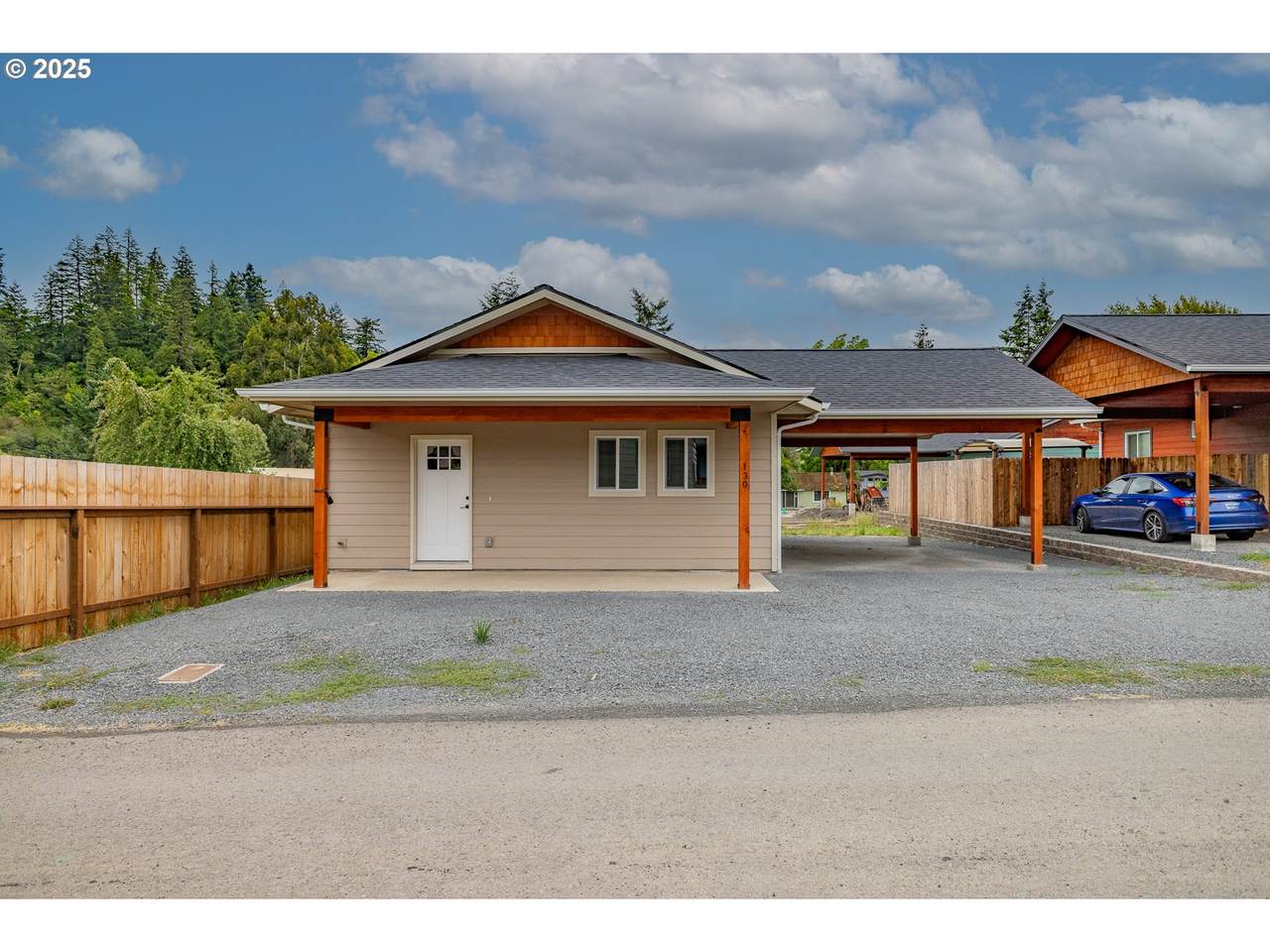 https://bt-photos.global.ssl.fastly.net/portland/1280_boomver_3_207114105-2.jpg