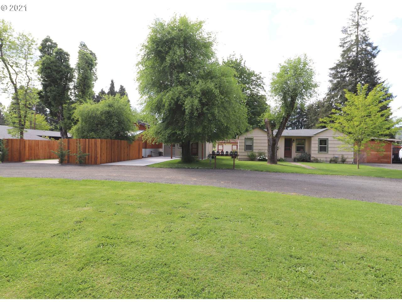 38879 Mckenzie Hwy - Photo 1