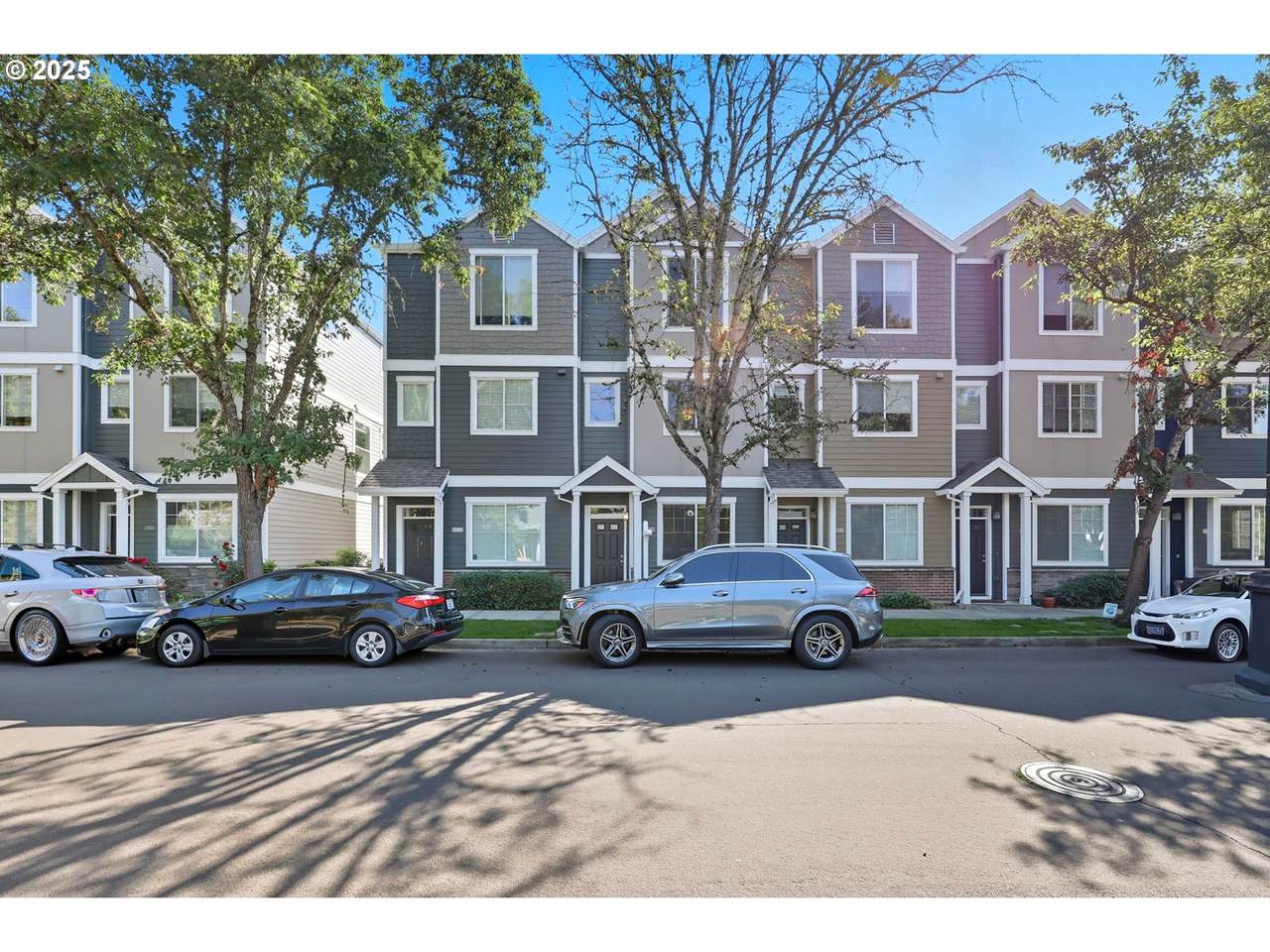 10482 90TH Ave - Photo 1