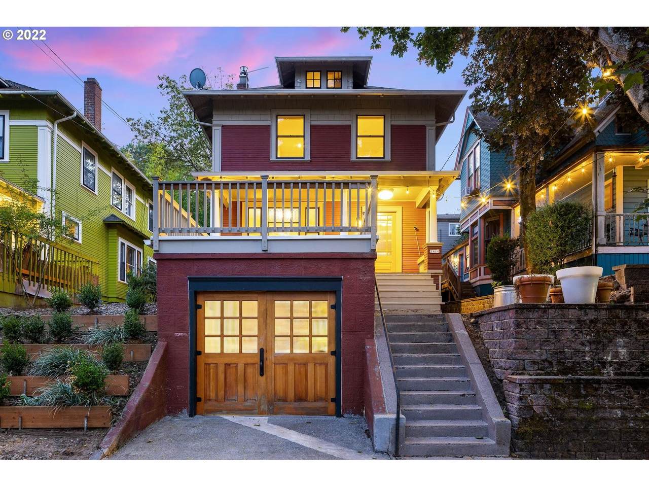 2414 Yamhill St - Photo 1
