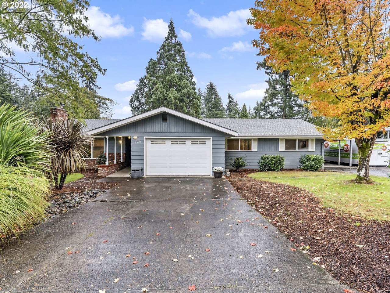 13610 115TH Ave - Photo 1
