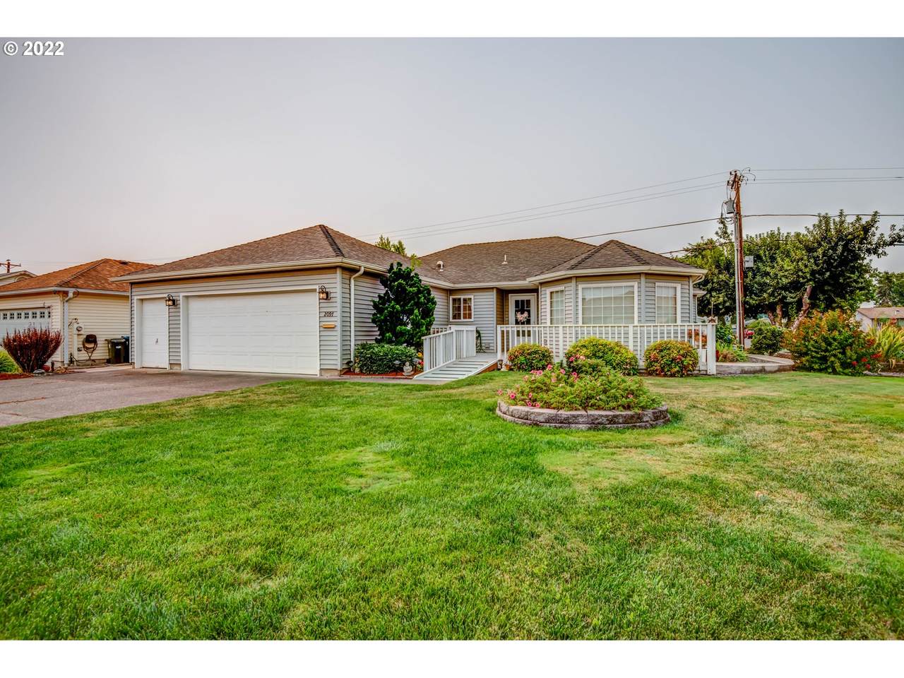 2097 Heather Way - Photo 1