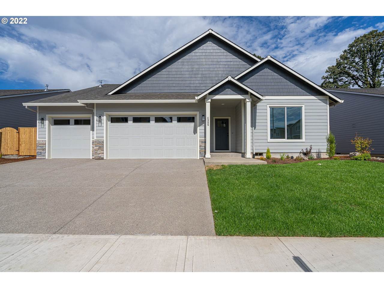 4385 Willakenzie St - Photo 1